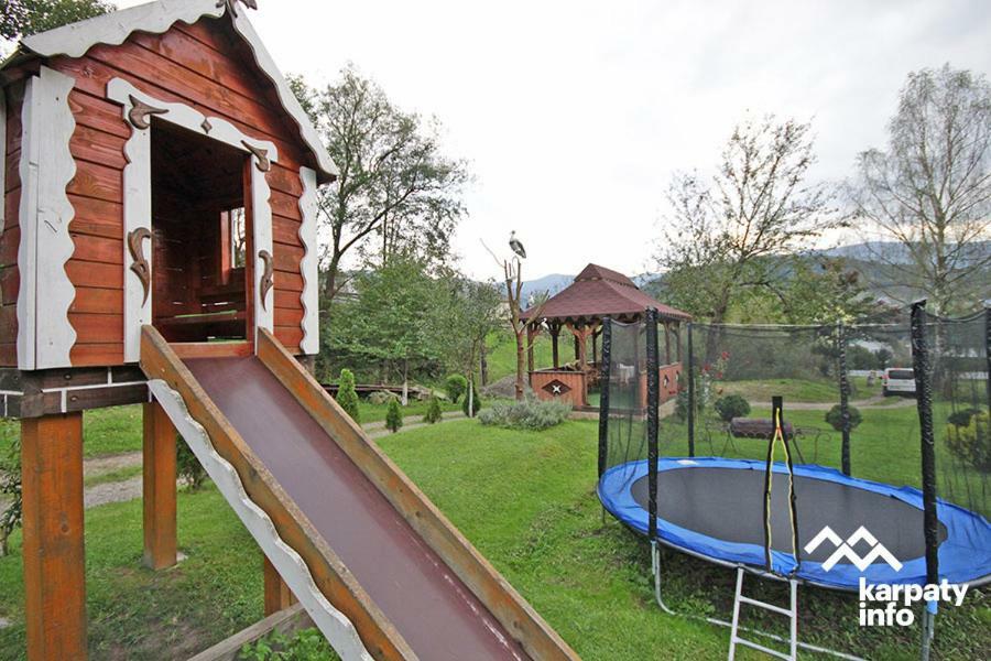 Золото Карпат Βίλα Γιαρέμτσε Εξωτερικό φωτογραφία